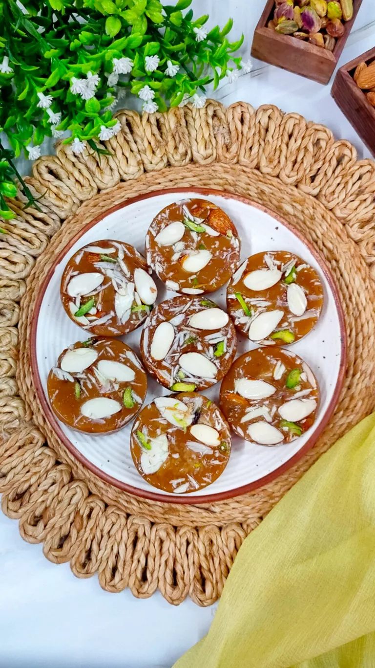 Soan Halwa: Easy Soan Halwa Recipe for Beginners | FoodiesOnly