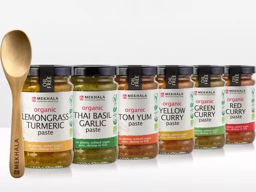 laska paste, curry paste, asian condiments, asian cooking