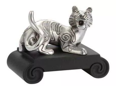 tiger figurine, royal selangor