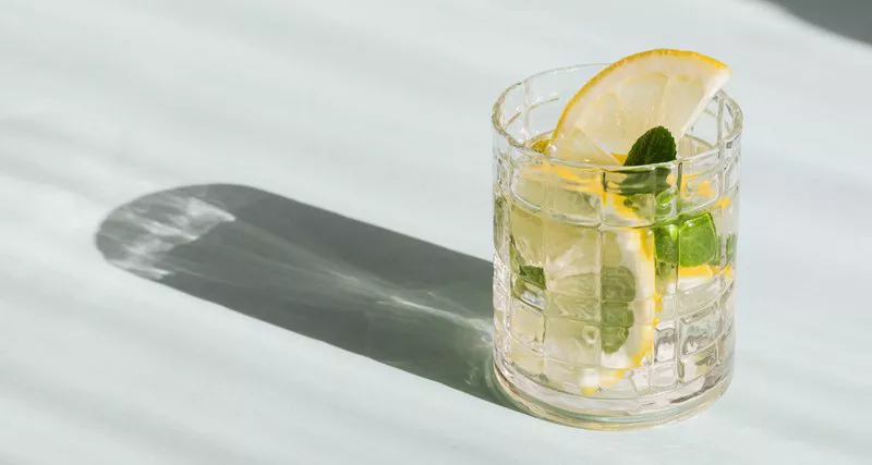 gin, cocktail, home bar