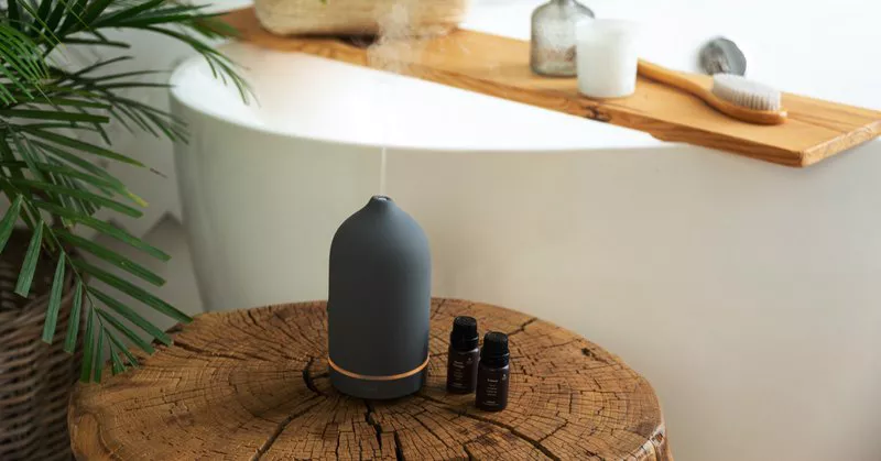 aromatherapy, roller ball, essential oils, increase productivity, scents