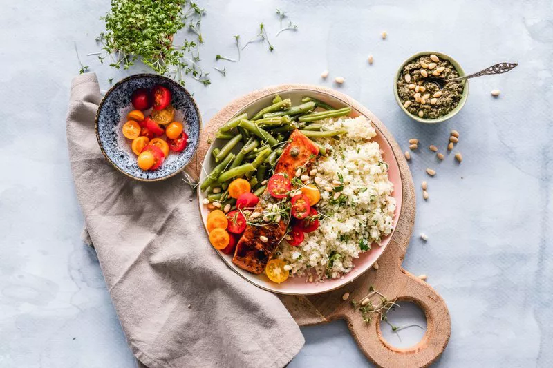 healthy food, salmon and quinoa