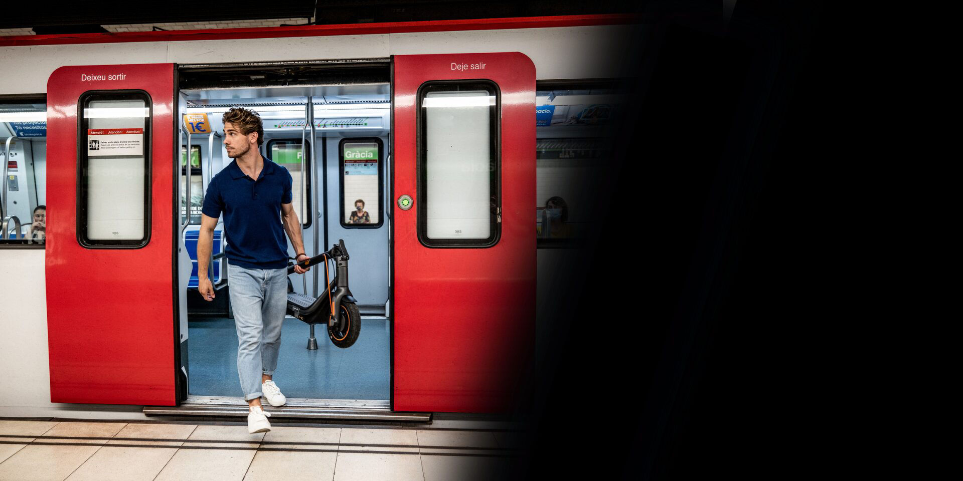 Robust, easy folding and compact to store: F65I has it all!