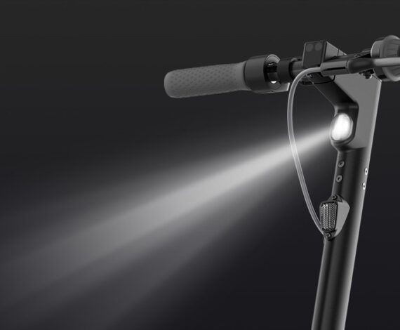 2.5W Built-In Front LED Light