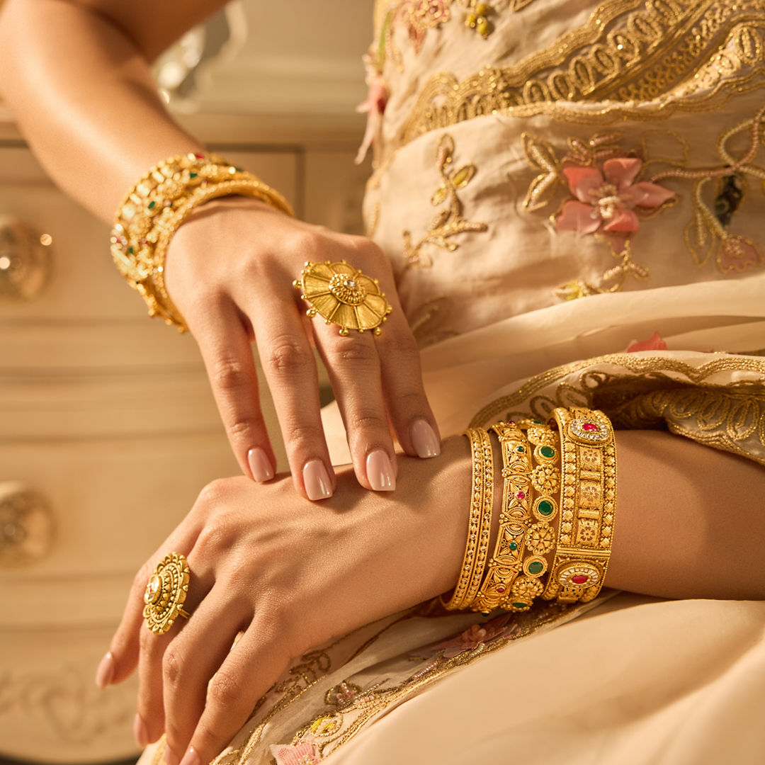  Tarang Gold Bangles