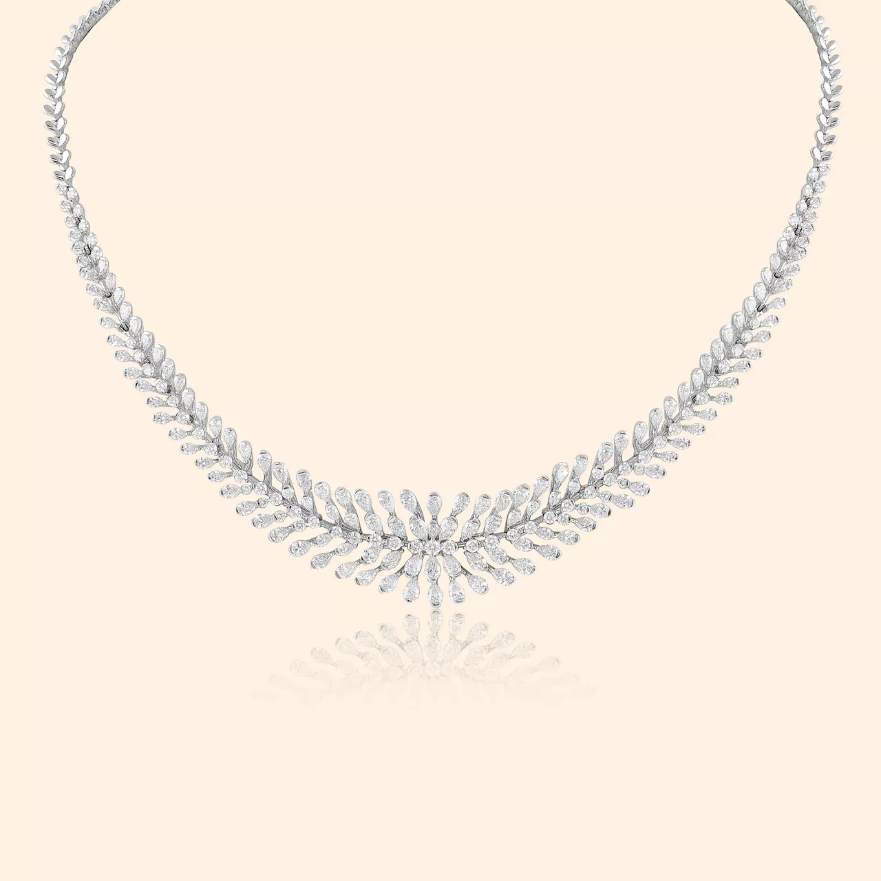 Star Beauty Diamond Necklace