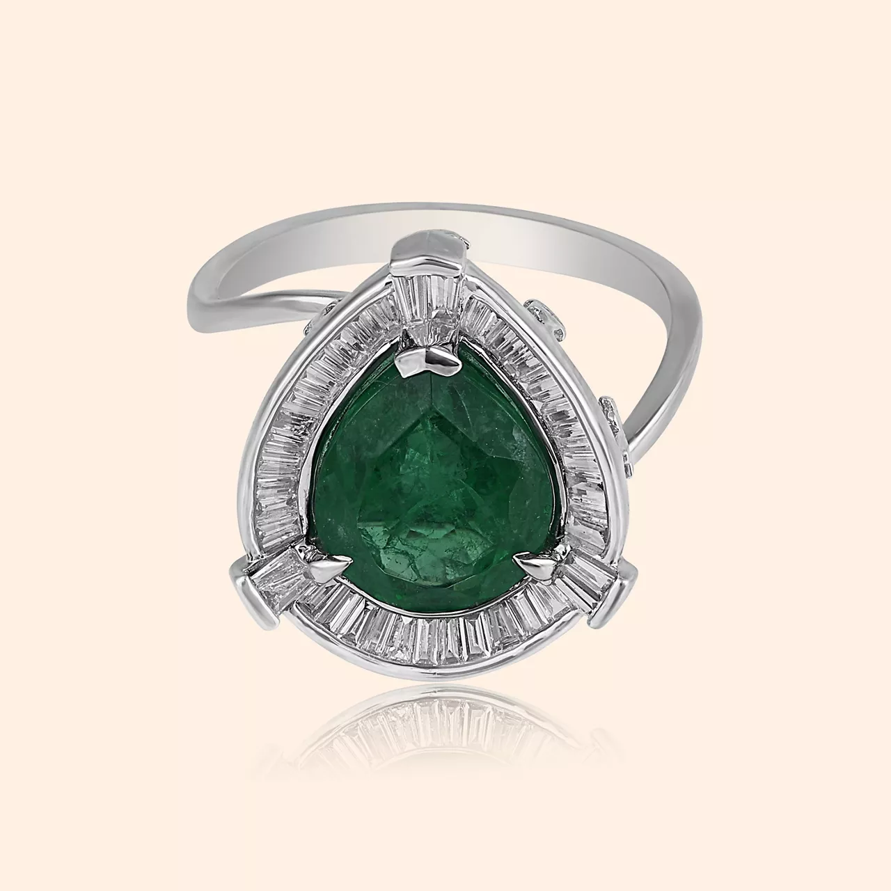 Halo Bloom Diamond Ring