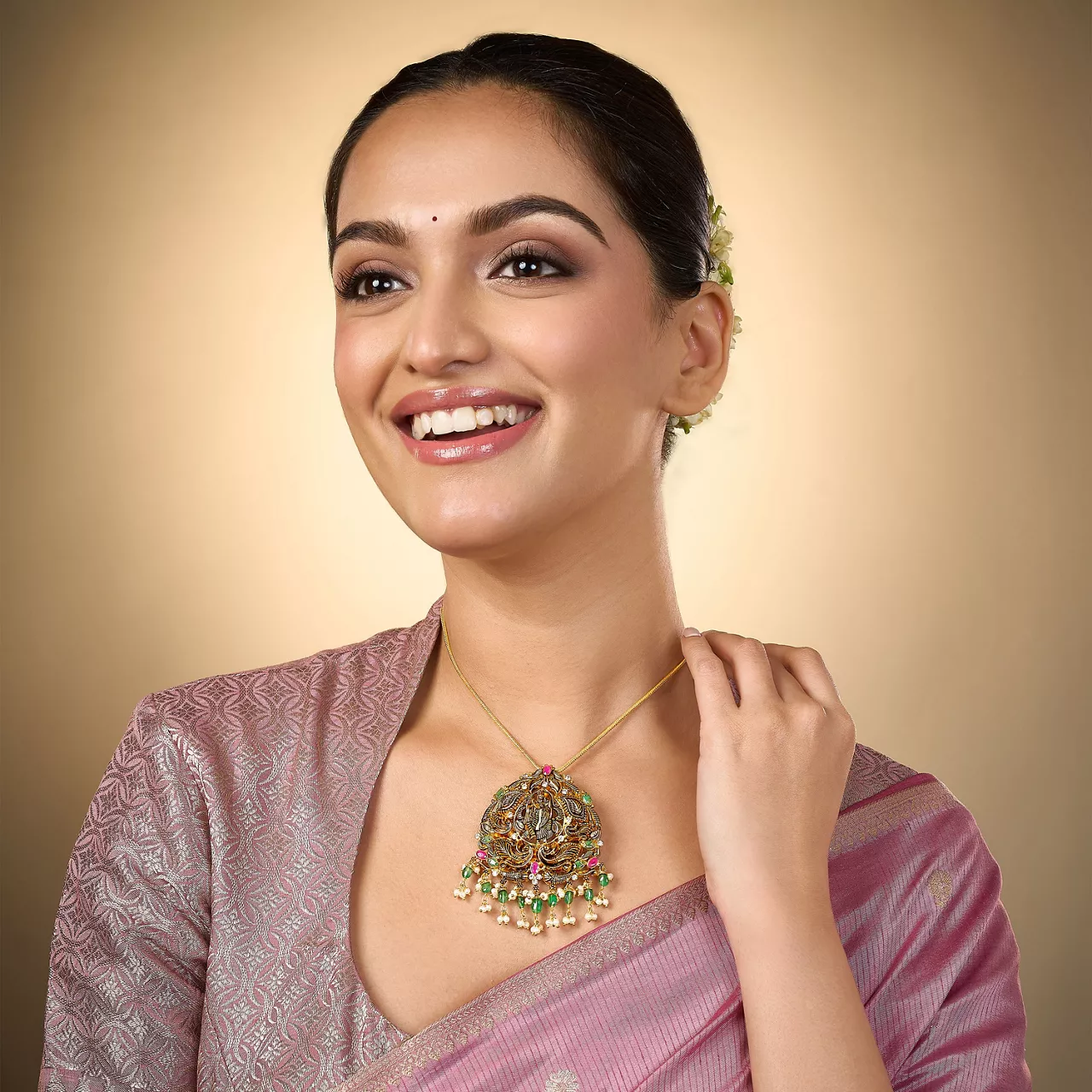 Muralidhar Gold Pendant 