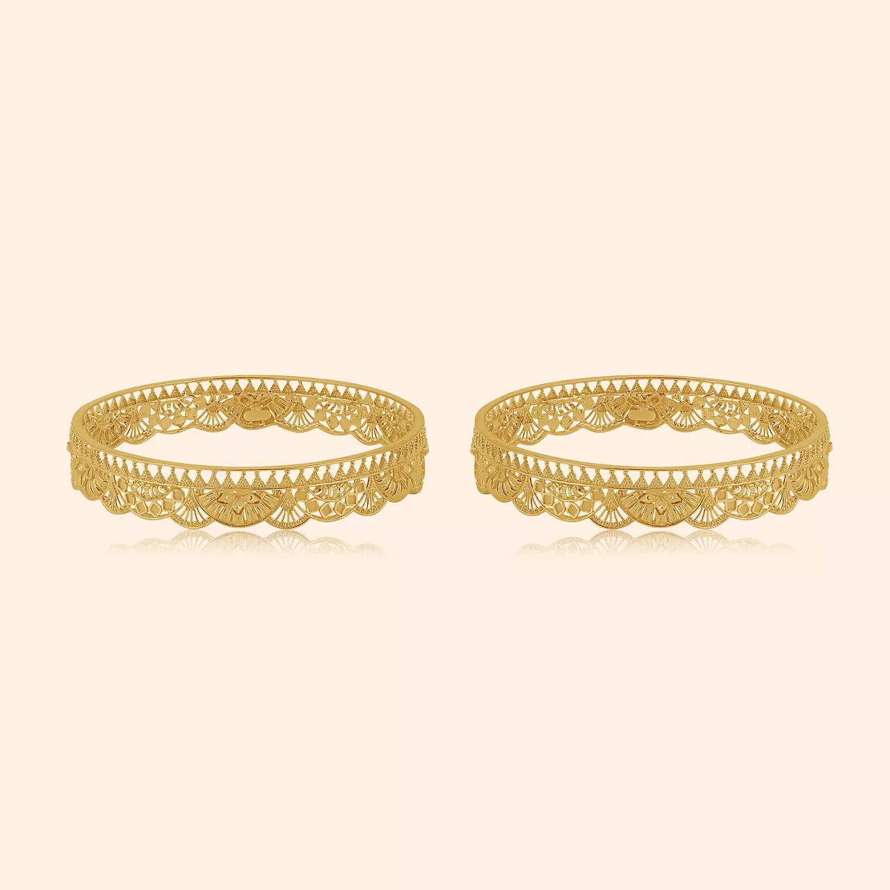 Pushpashree Gold Bangle