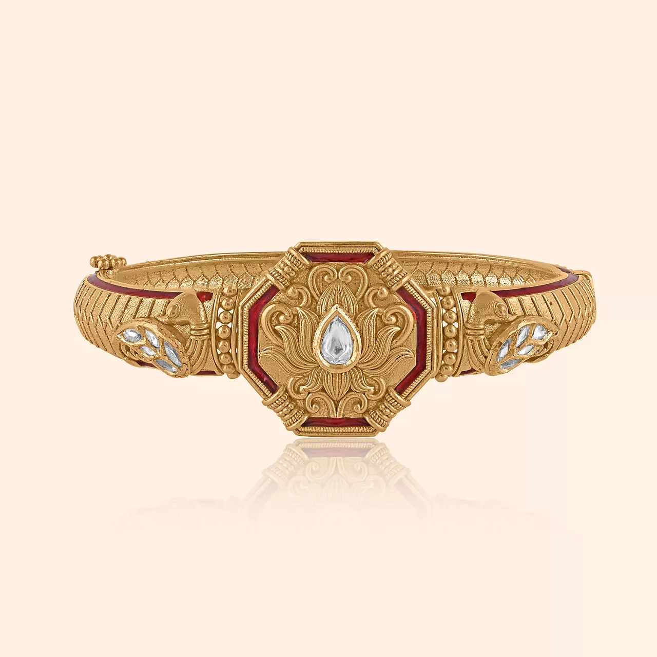 Heirloom Crest Gold Oval Bangle