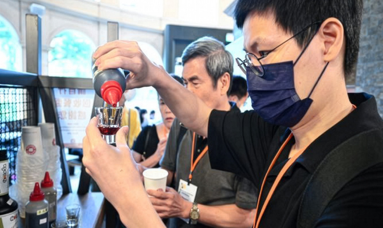 特調咖啡體驗，為自己調配一杯風味獨特的專屬咖啡