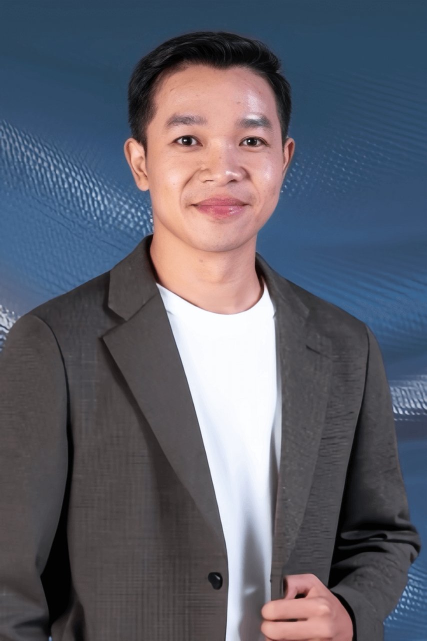 อาทิตย์ ตรีกุล