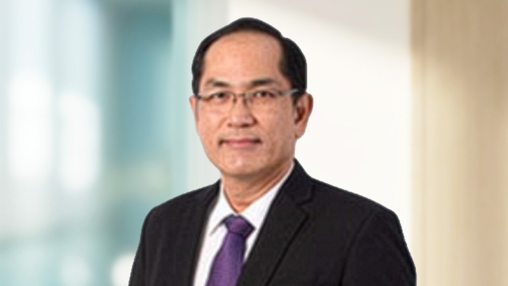 นายธัชพล โปษยานนท์