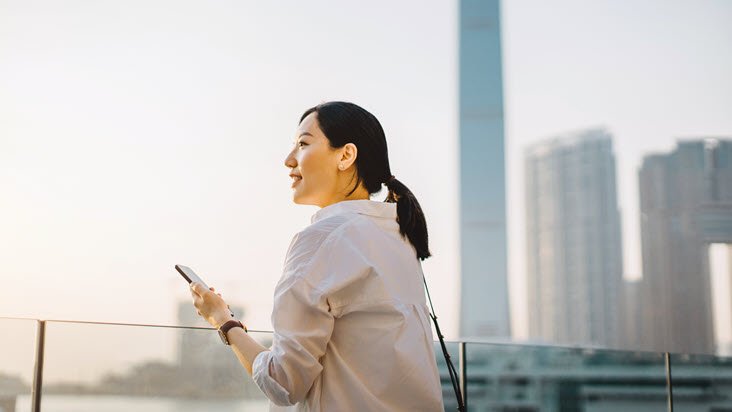 《落地天书》一文全解决：领香港身份证？手机通讯？在港驾驶？