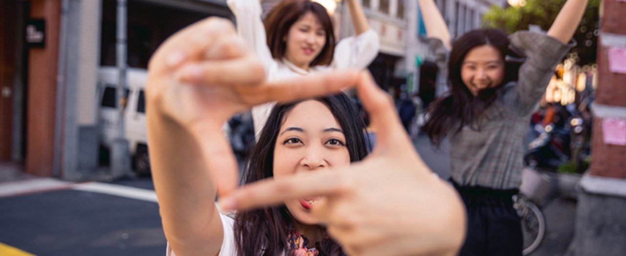 Nonton Konser Sendiri atau Bareng Orang Terdekat? Tips Finansial