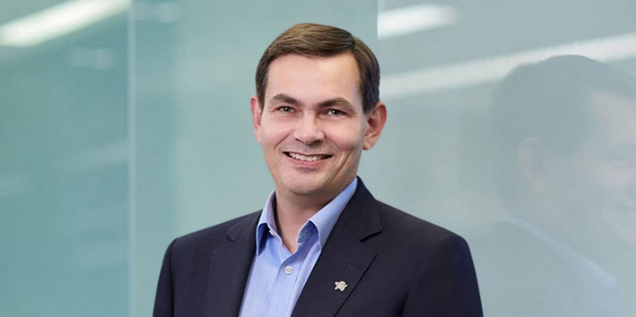 นายเบนจามิน เจมส์ บุลเมอร์