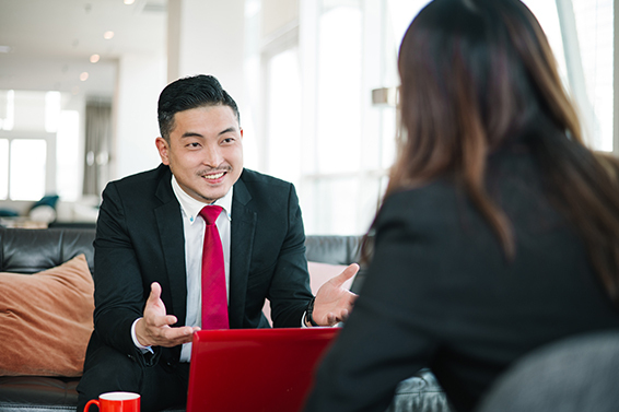 保險業三招助專才融入港生活