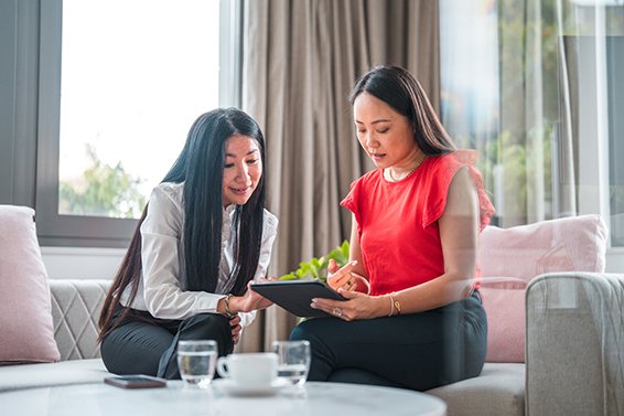 險企推產品及配套服務助到港專才適應新生活