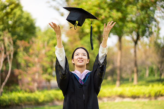 留學保障為負笈海外升學的子女提供全面支援