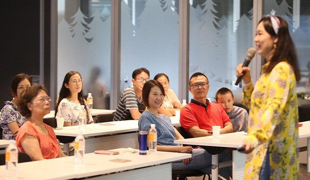 幸福 從家開始 與孩子同在