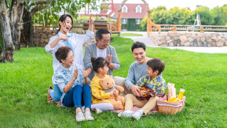 讓子女世界放大