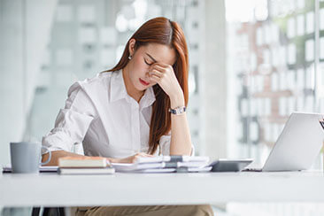 รู้ทันสาเหตุ ! บรรเทาอาการปวดไมเกรนที่ส่งผลต่อการใช้ชีวิต