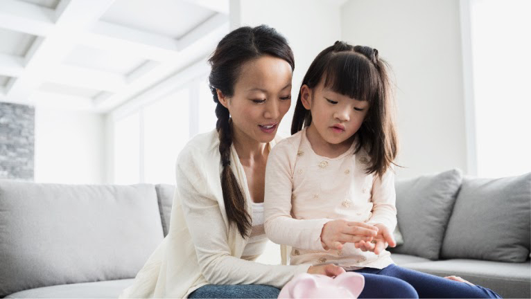 mother-daughter-piggy-bank