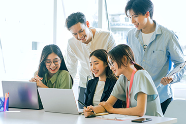 保誠「打工仔幸福度調查」： 中小企打工仔講金亦講心 盼今年加薪5.6% 僱員福利仍為留才要素