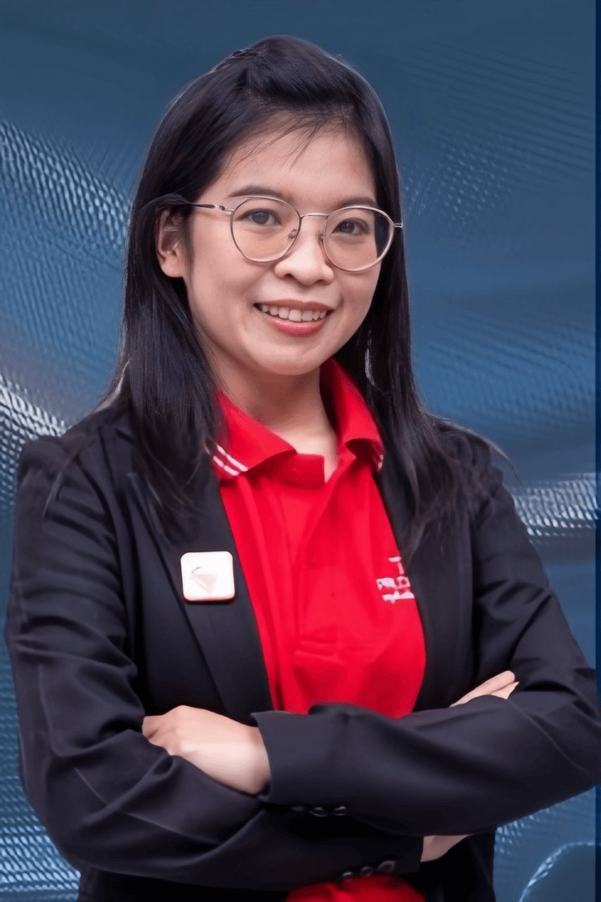 ปรางทิพย์ อยู่เย็น