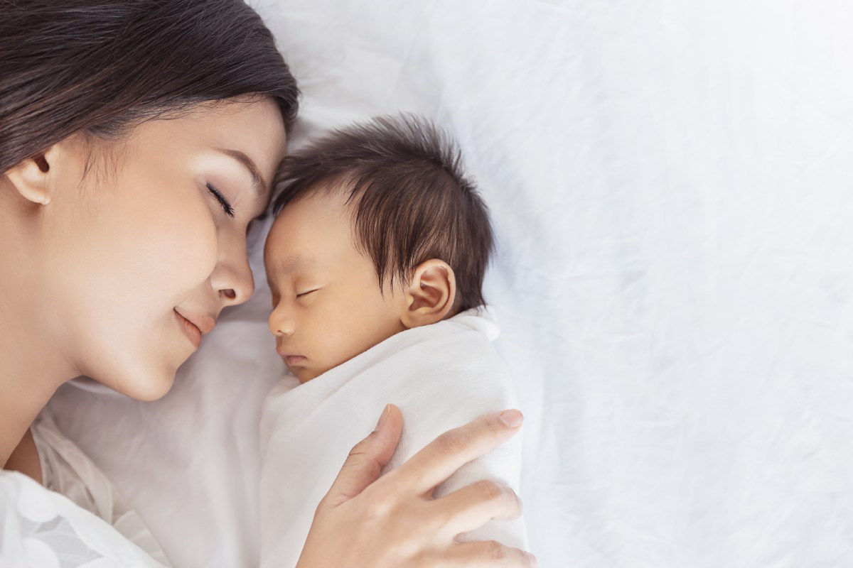 Cách chăm sóc trẻ sơ sinh dành cho người lần đầu làm cha mẹ