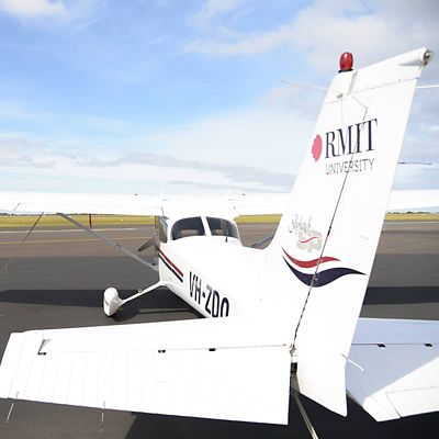 RMIT logo on the rear of a white Cessna 172S Skyhawk SP