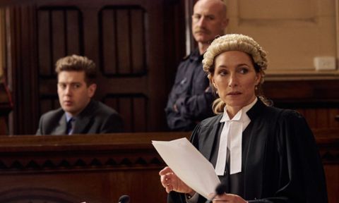 how-to-become-a-lawyer-image-1-1220x732.jpg