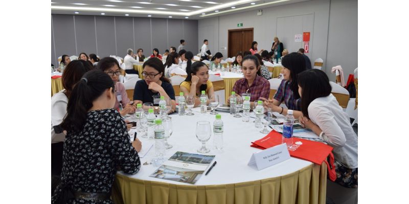More than 40 local language educators held discussions at the first Teacher Talks in Danang.