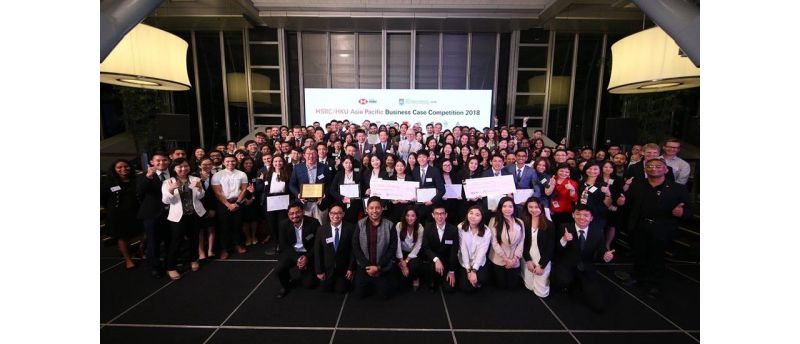 Hai mươi bốn đội đến từ các trường đại học hàng đầu khu vực châu Á Thái Bình Dương tham dự Cuộc thi Giải quyết tình huống kinh doanh HSBC/HKU châu Á Thái Bình Dương.