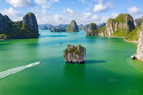 vietnam-stock-halongbay.jpg