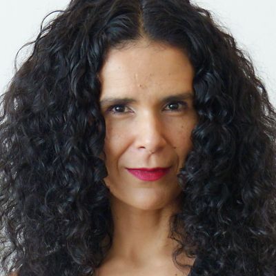 photographic portrait of vivian mitsogianni