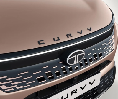 Mascot Bonnet Piano Black Curvv