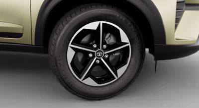 R16 Alloy Wheels