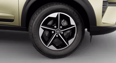 R16 Alloy Wheels