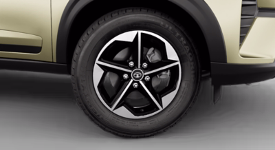 R16 Alloy Wheels