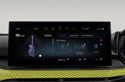 Tata Harrier 31.24 cm Harman™ Touch Screen Infotainment