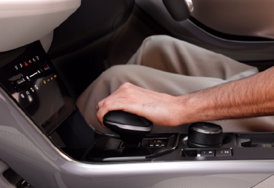 Smart E-Shifter for DCA