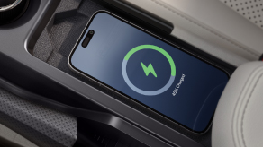 Wireless Smartphone Charger