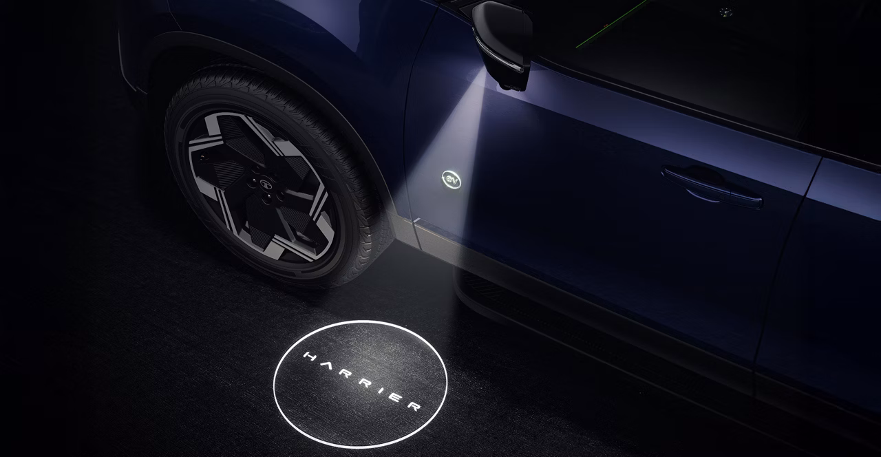 puddle-lamp-with-logo-projection-orvm-1920x995