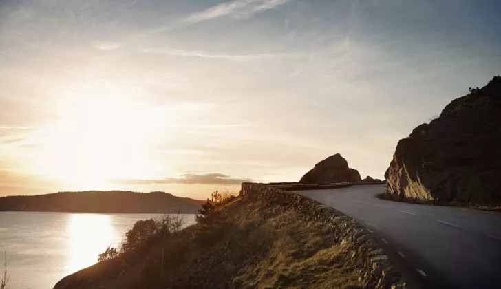 24 x 7 Roadside assistance