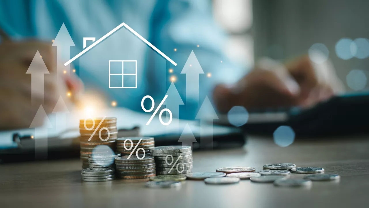 Real estate concept business, home insurance and real estate protection. Real estate investment concept. Buy and sell houses and real estate online on a virtual screen.
