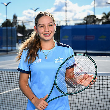 Jizelle Siba stands on a tennis court