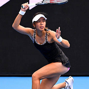 lizette-cabrera-player-profile-hero