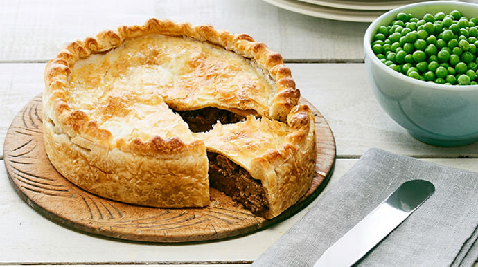 Classic Mince & Cheese Pie