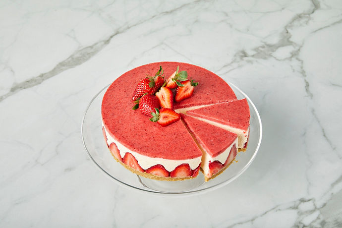 Classic Strawberry & Lemon Cheesecake